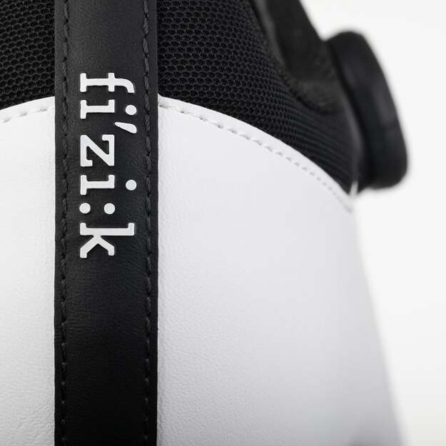 Dviratininko batai FIZIK SHOES VENTO OMNA WIDE WHITE - BLACK (VER5BPW1K2010)