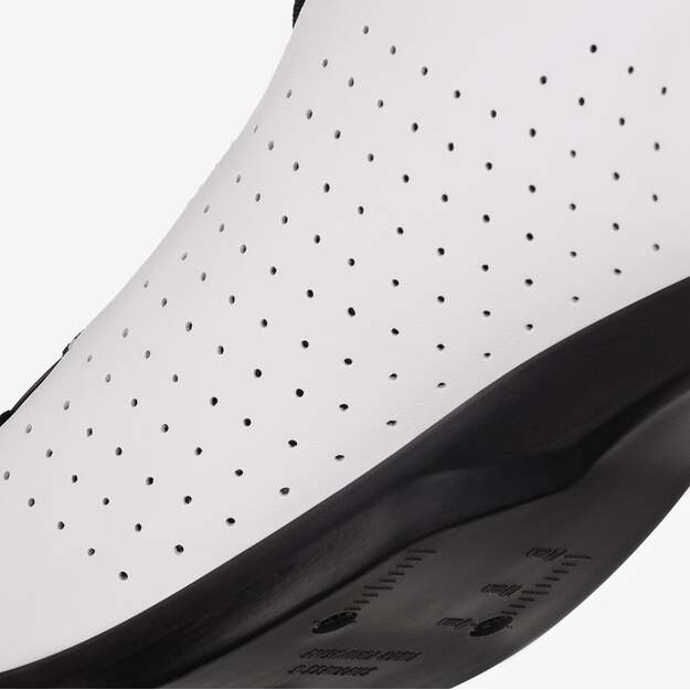 Dviratininko batai FIZIK SHOES VENTO OMNA WIDE WHITE - BLACK (VER5BPW1K2010)